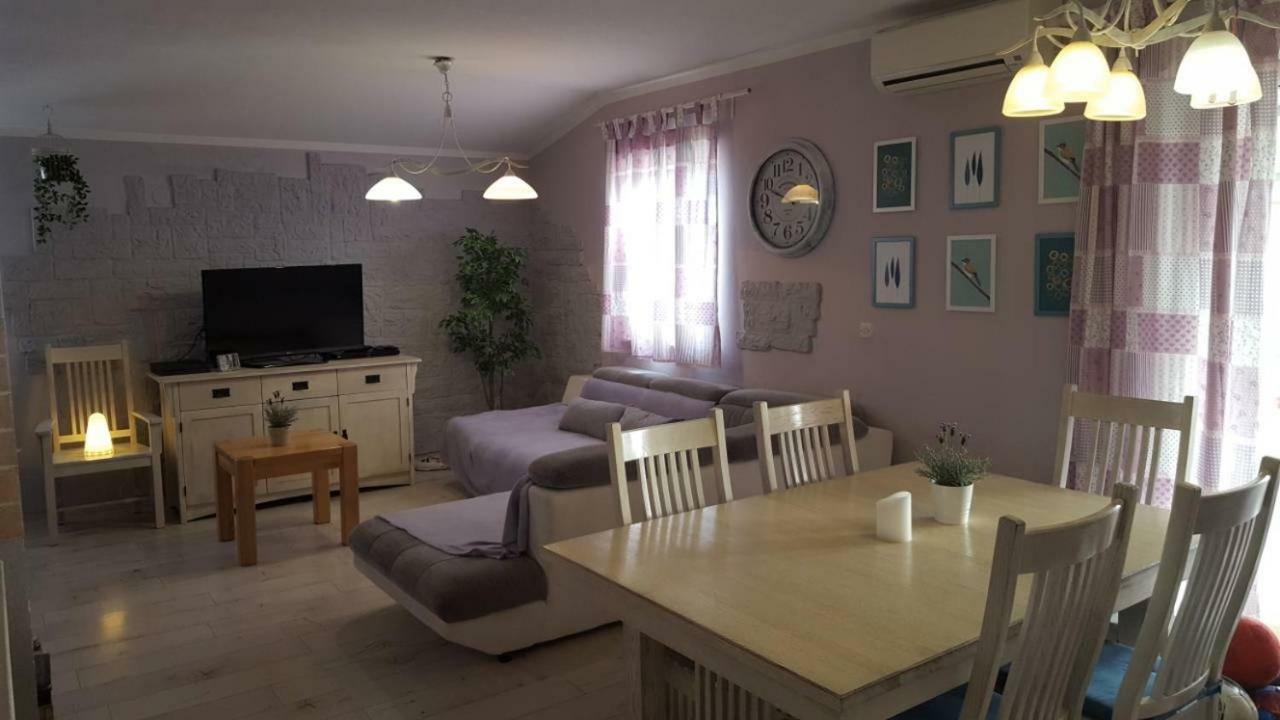 Apartamento Pinta Vodice Exterior foto